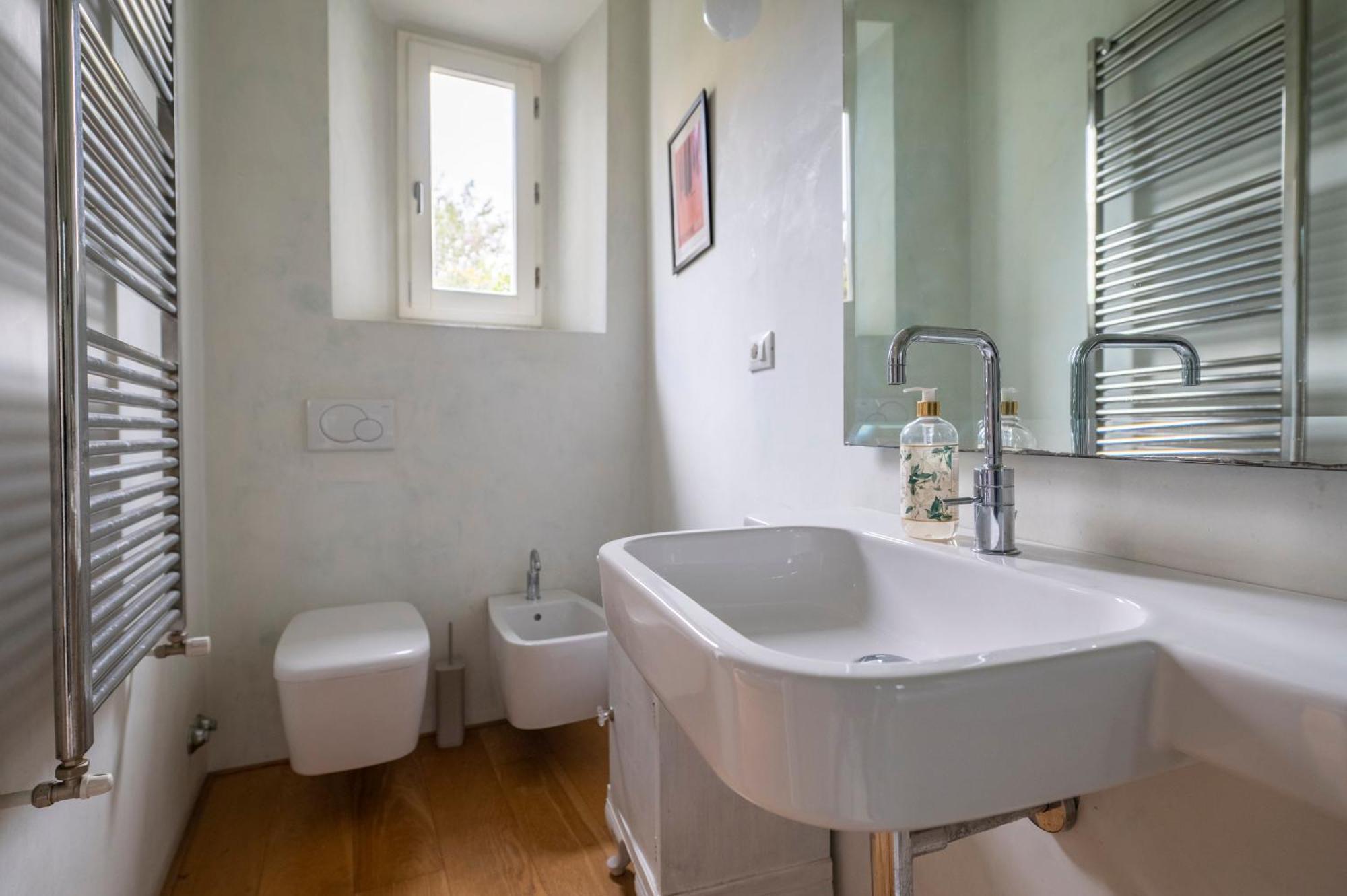 Boutique Apartment With Private Rooms And Garden Oasis ฟลอเรนซ์ ภายนอก รูปภาพ